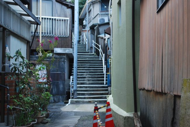 長崎　住宅街の階段路地